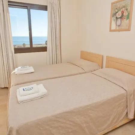 Marina De La Duquesa 5211 Apartment